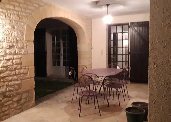 Villa Les Bisets 497 Rue De Fenelon